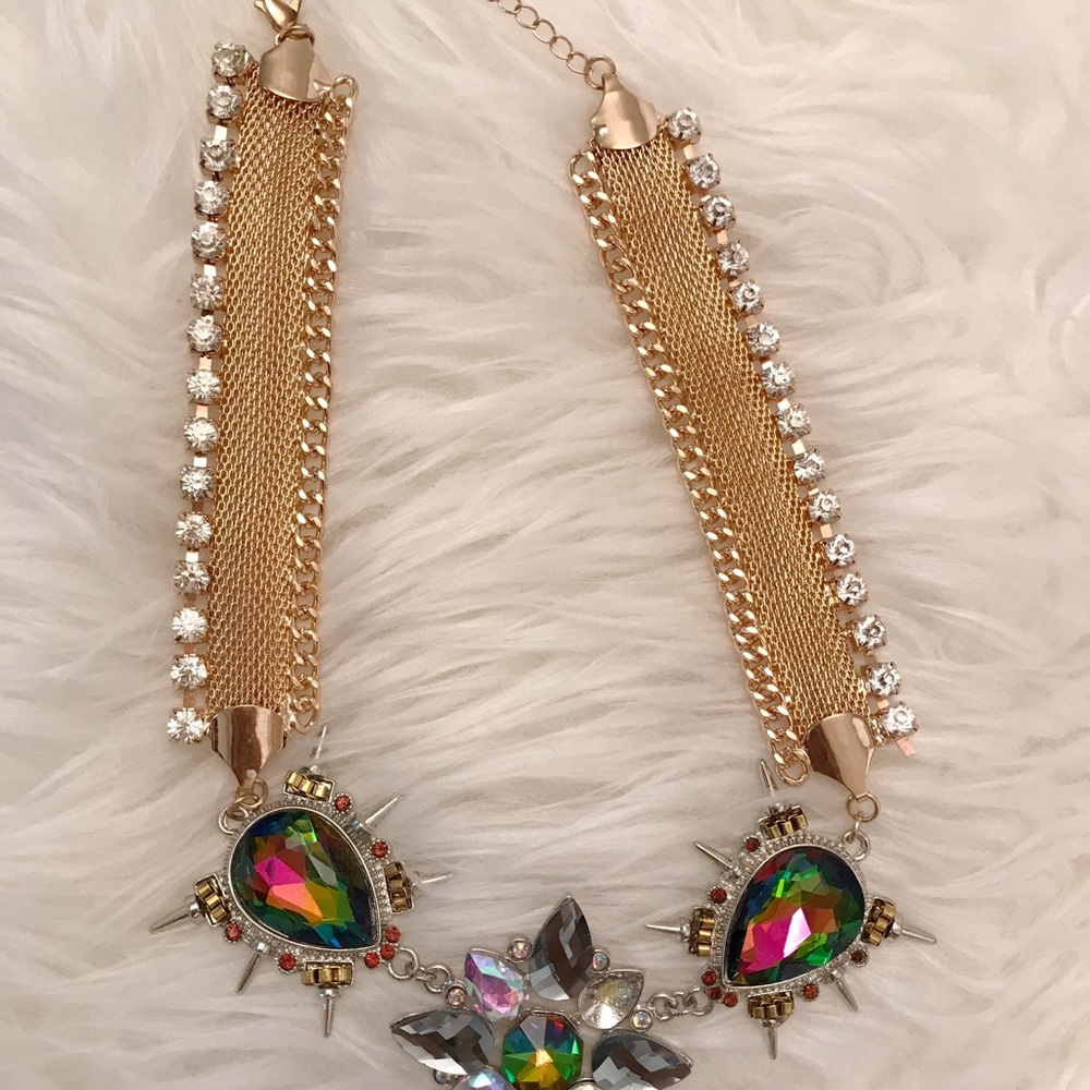 FASHION GOLD NECKLACE